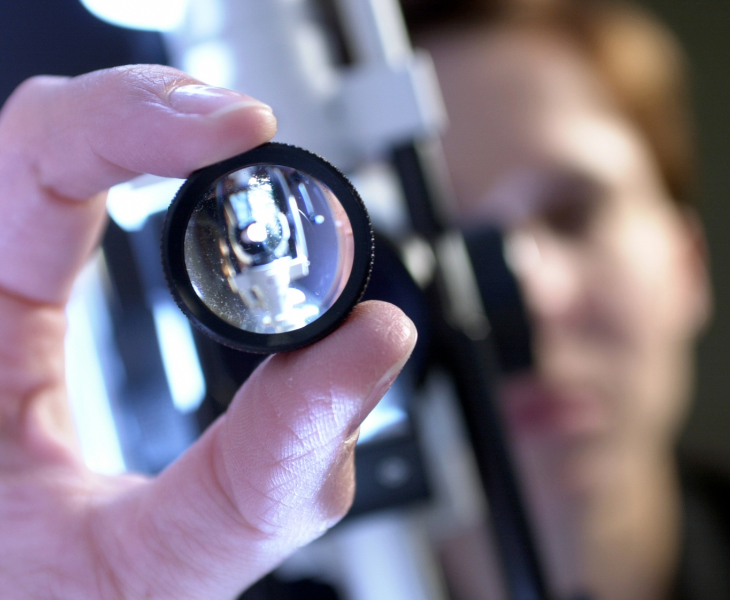 slit lamp with lens