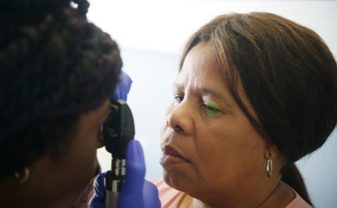 ophthalmoscope application4