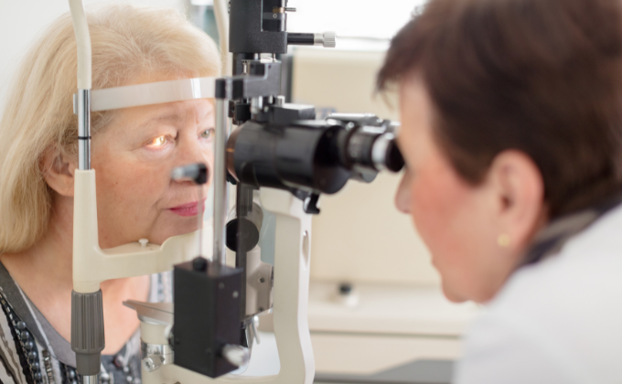 tonometer application1